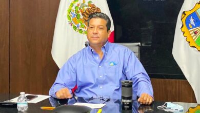 Photo of Revierte Cabeza de Vaca acciones penales