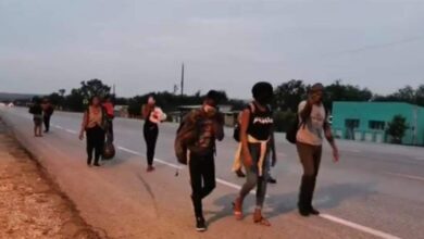 Photo of Escolta policía estatal a caravana de haitianos