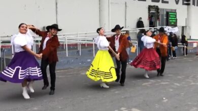 Photo of Con folklore reciben a turistas y paisanos en Nuevo Laredo