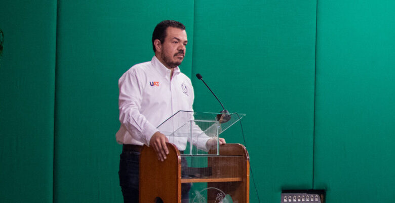 Inicia la UAT una etapa de capacitación para la reforma curricular, el Rector Guillermo Mendoza inauguró estas acciones