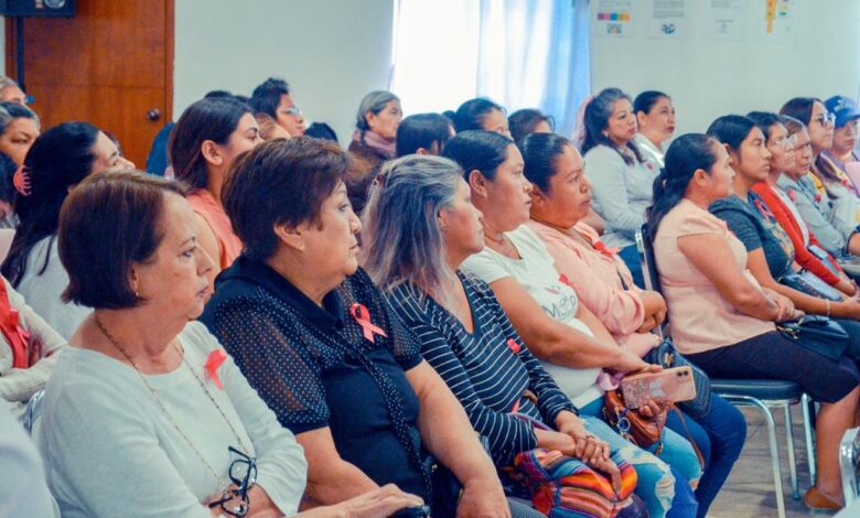 Participa la Presidenta del DIF Victoria Lucy de Gattás en jornada contra el Cáncer de Mama, en coordinación con el Club Rotario Bicentenario