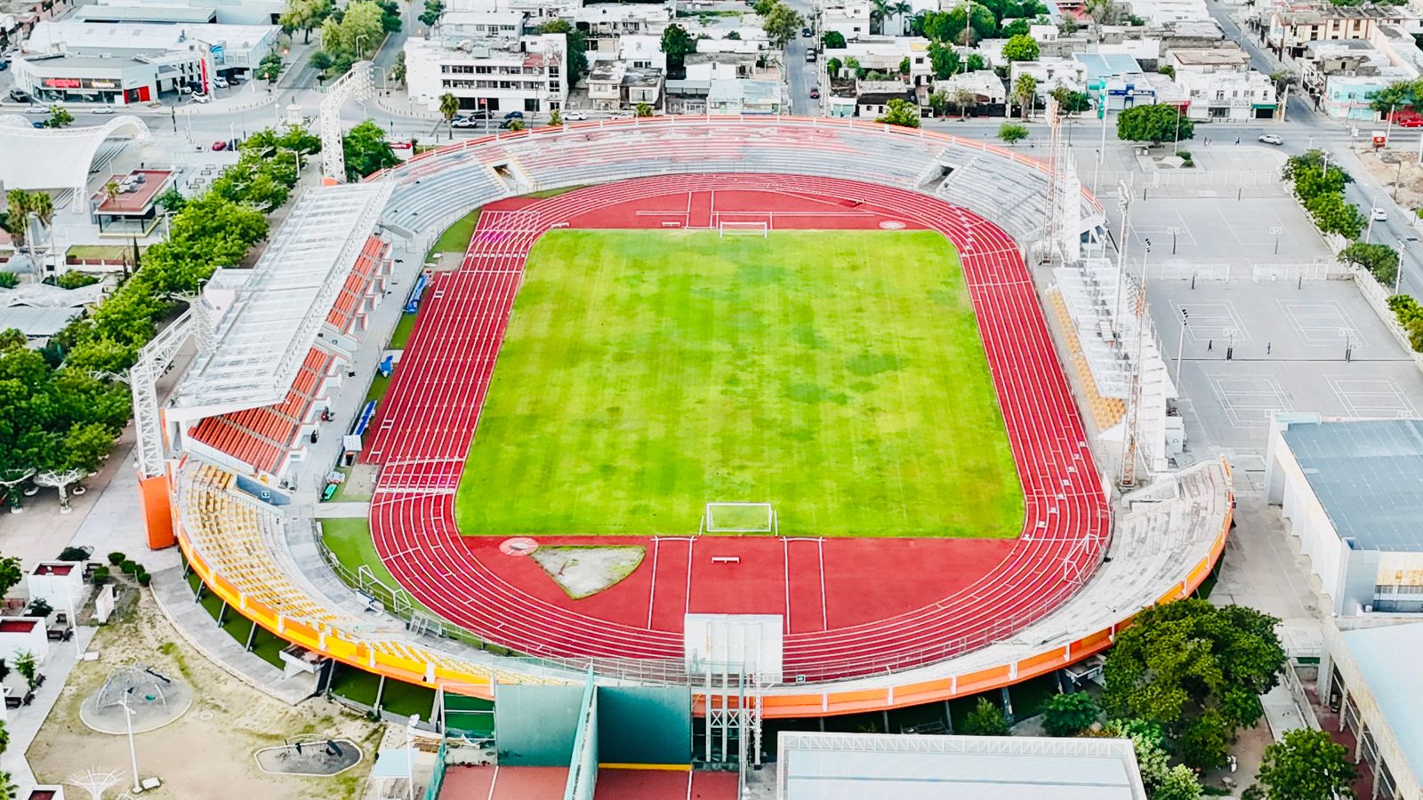 El “Marte” cumple 86 años Daisy Herrera